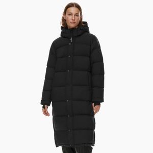 Black aritzia the super puff long puffer coat